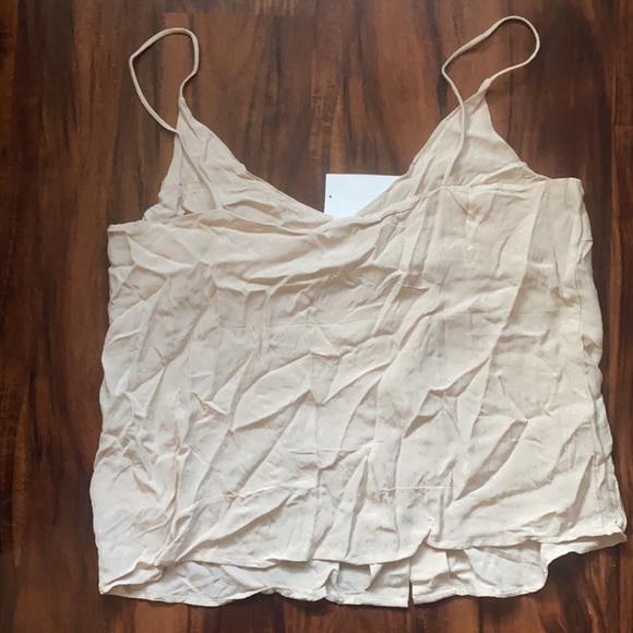 H&M Tank - Picture 2 of 2